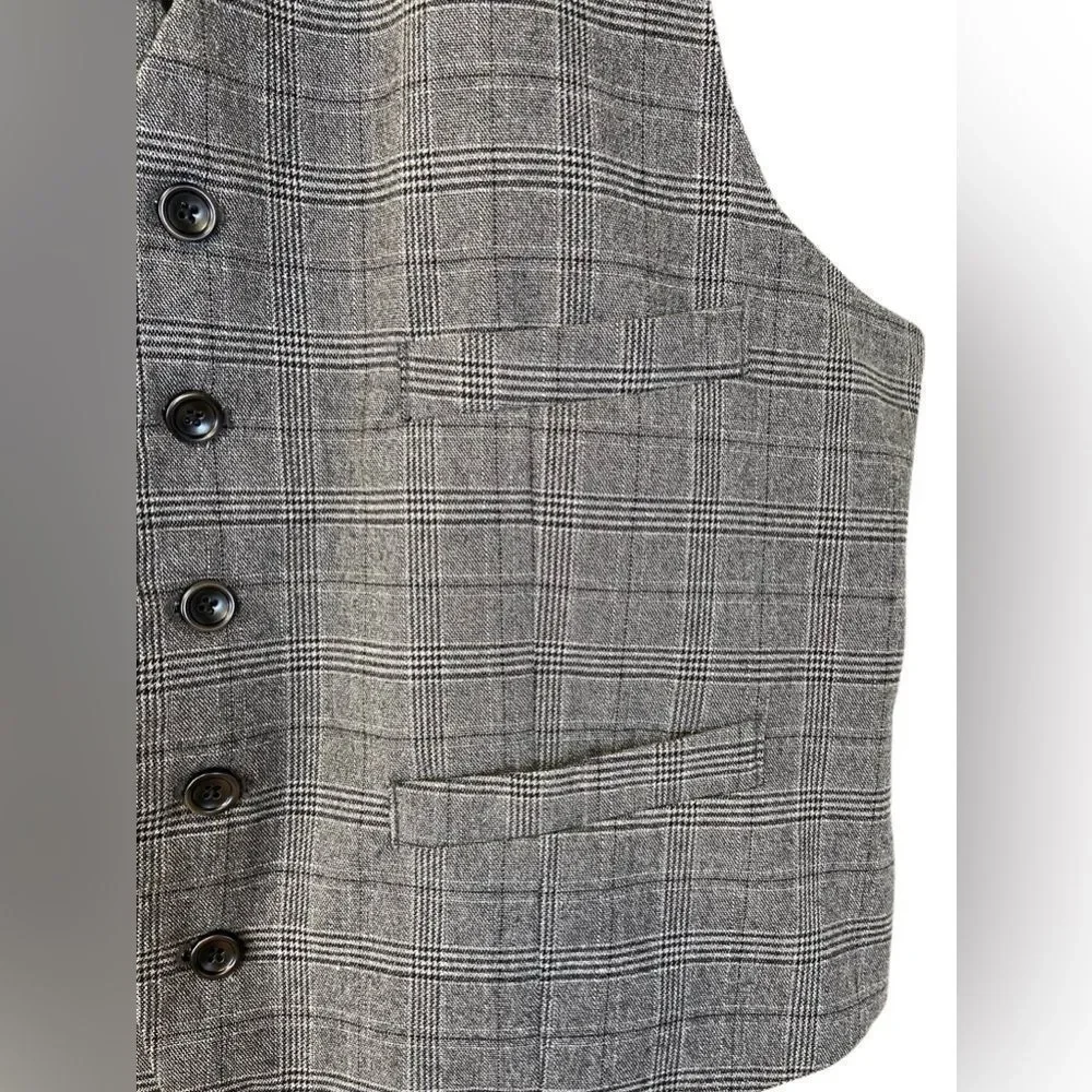 Men’s Goodfellow & Co Gray and Black Plaid Flannel Vest Size XL